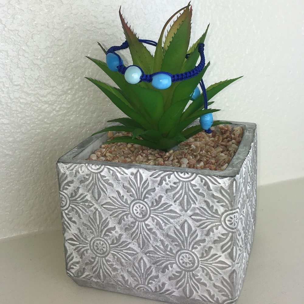 Handmade Chinese Knotting Bracelet W/ Glass Beads